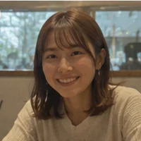 飲食のホールスタッフから法人営業へ転職した27歳女性
